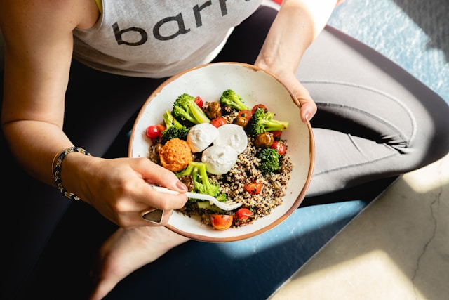 How Many Calories Do I Need? BMR, TDEE and Deficit Explained